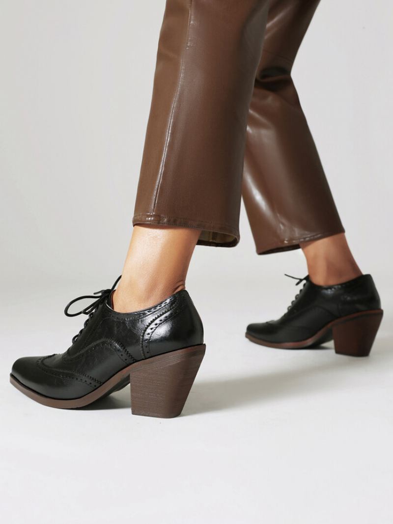 Oxfords Femininos Couro Pu Com Salto Grosso E Bico Quadrado - Preto