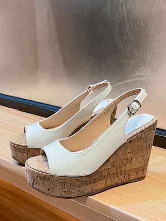 Sandálias Femininas Peep Toe Couro Envernizado Cunha Branca