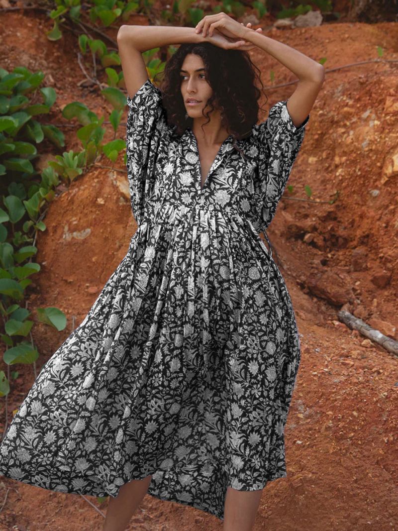 Vestido Boho Feminino Meia Manga Estampado Verão Plissado Grande - Preto