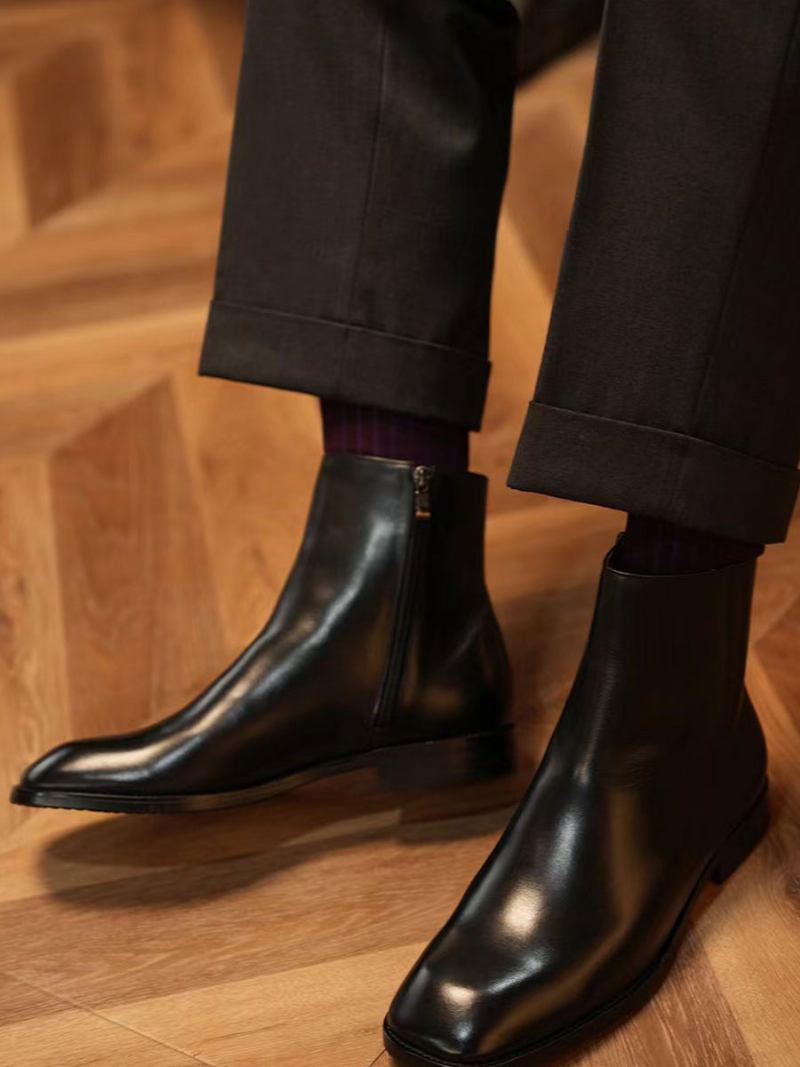 Botas Masculinas Chelsea Couro Preto Com Bico Quadrado - Preto