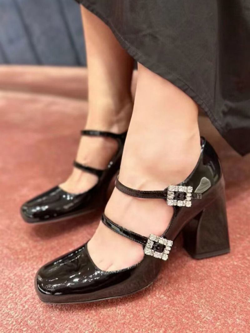 Sapatos Femininos Vintage Couro Envernizado Preto Com Bico Quadrado E Cadarço