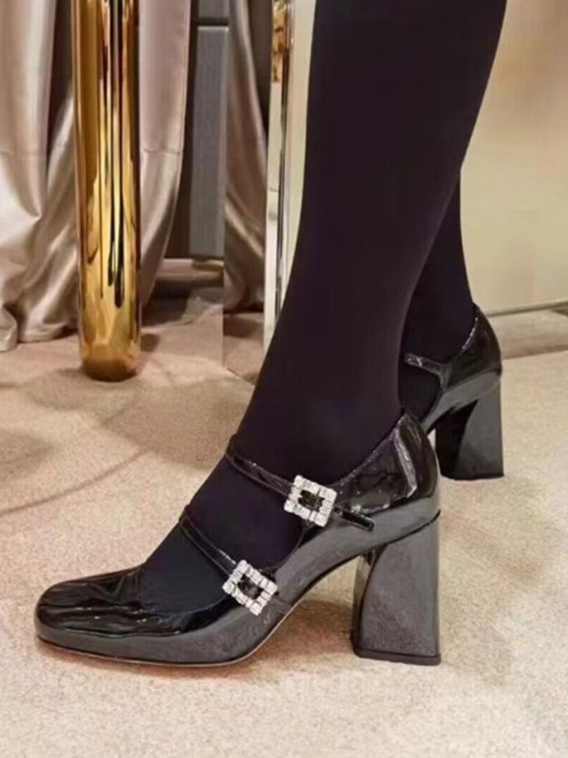 Sapatos Femininos Vintage Couro Envernizado Preto Com Bico Quadrado E Cadarço - Preto