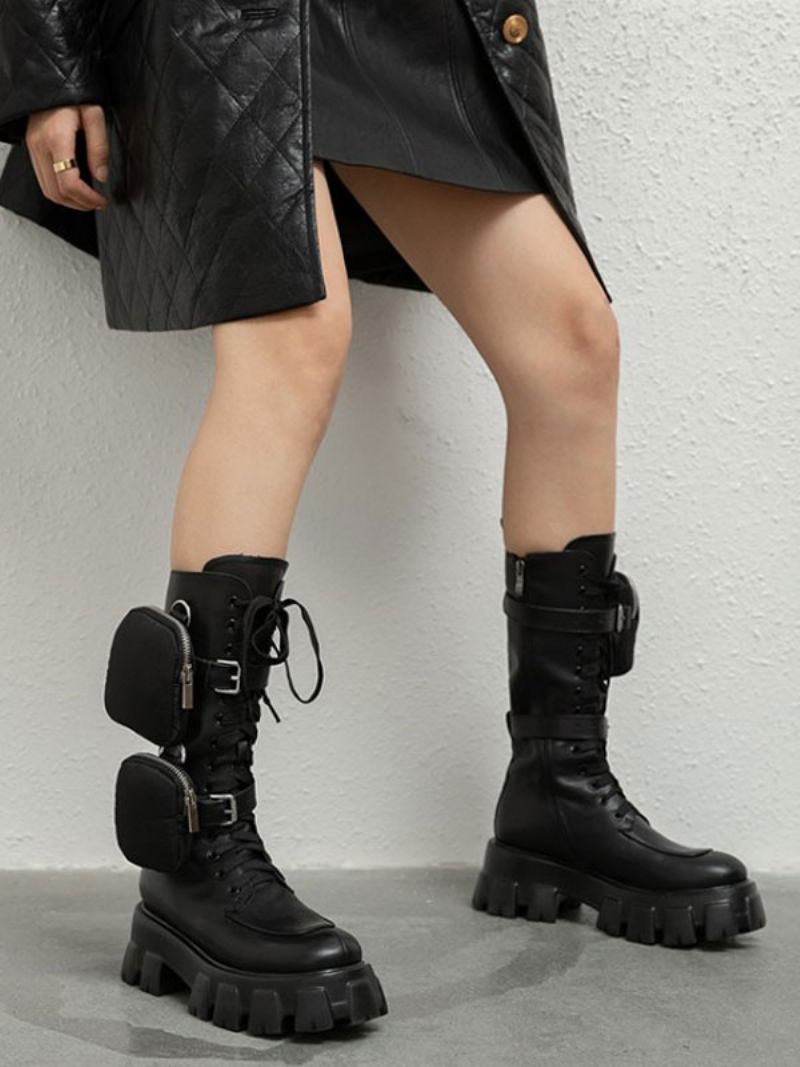 Botas Cano Médio Pretas Com Bico Redondo E Bolso Lateral Femininas Da Moda - Preto