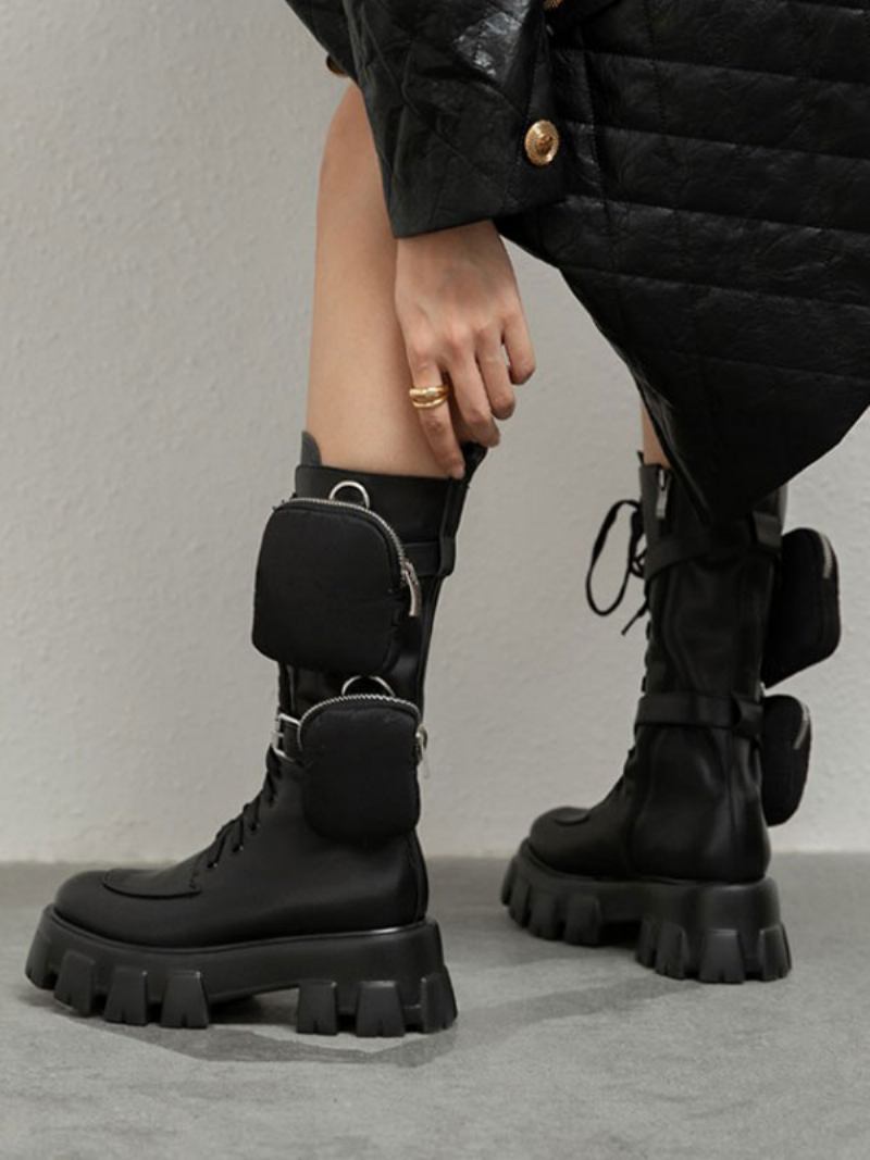 Botas Cano Médio Pretas Com Bico Redondo E Bolso Lateral Femininas Da Moda - Preto