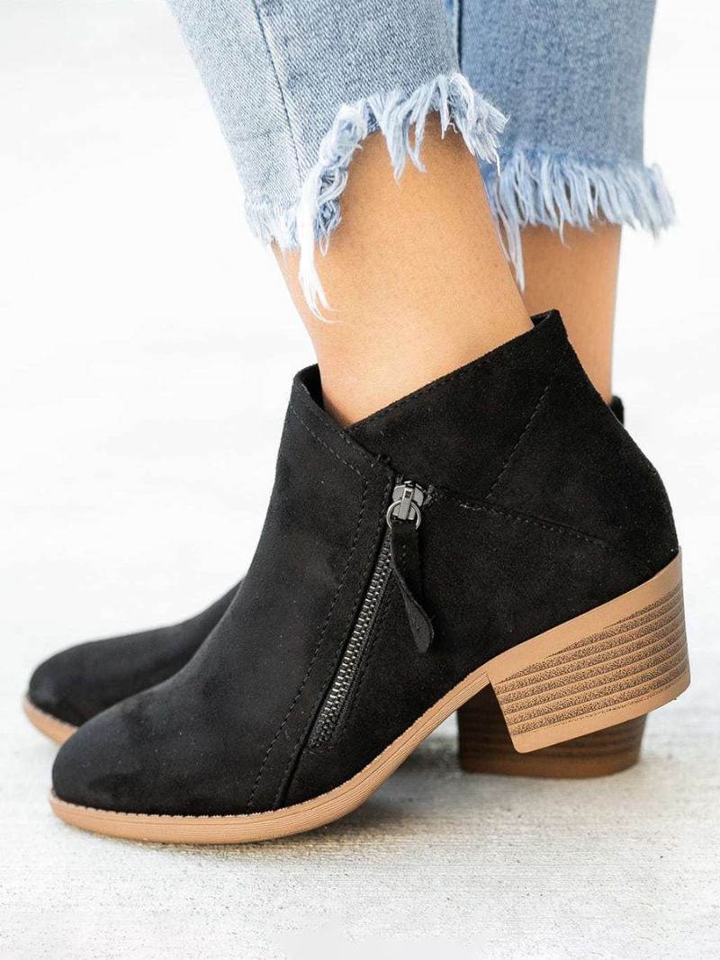 Botas Femininas Camurça Bico Fino Com Zíper E Detalhes -  Preto