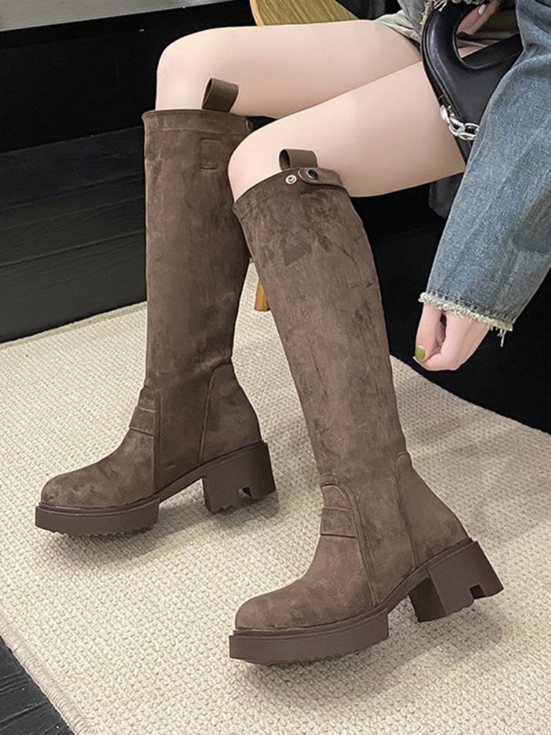 Botas Femininas Cano Alto Coffe Brown Com Salto Grosso Na Altura Do Joelho - Café Marrom