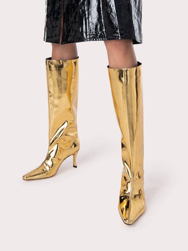 Botas Femininas Com Bico Fino Dourado E Salto Agulha Largo Na Panturrilha