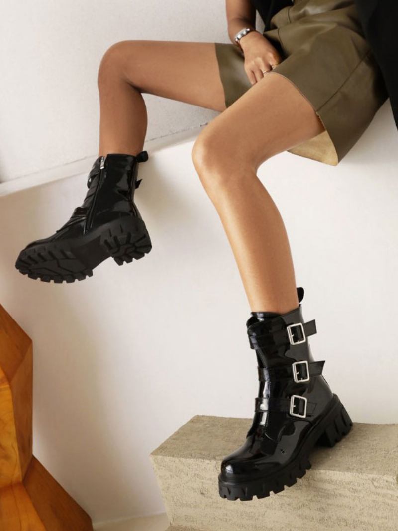 Botas Femininas Com Detalhes Metal Patenteado Em Pu Bico Redondo E Salto Grosso - Preto