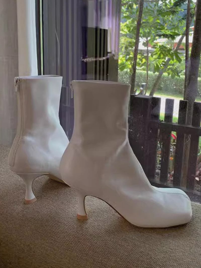 Botas Femininas Com Salto Agulha E Bico Quadrado - Branco