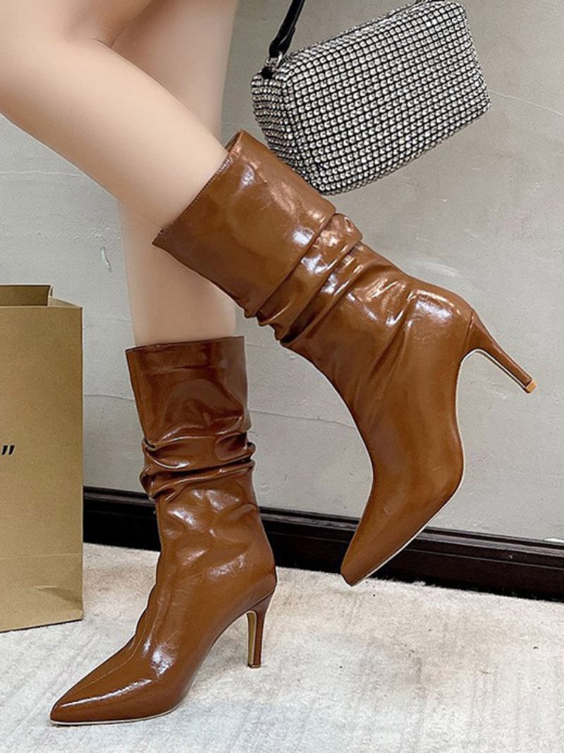 Botas Femininas Couro Pu Com Bico Fino E Salto Agulha Médio - Café Marrom