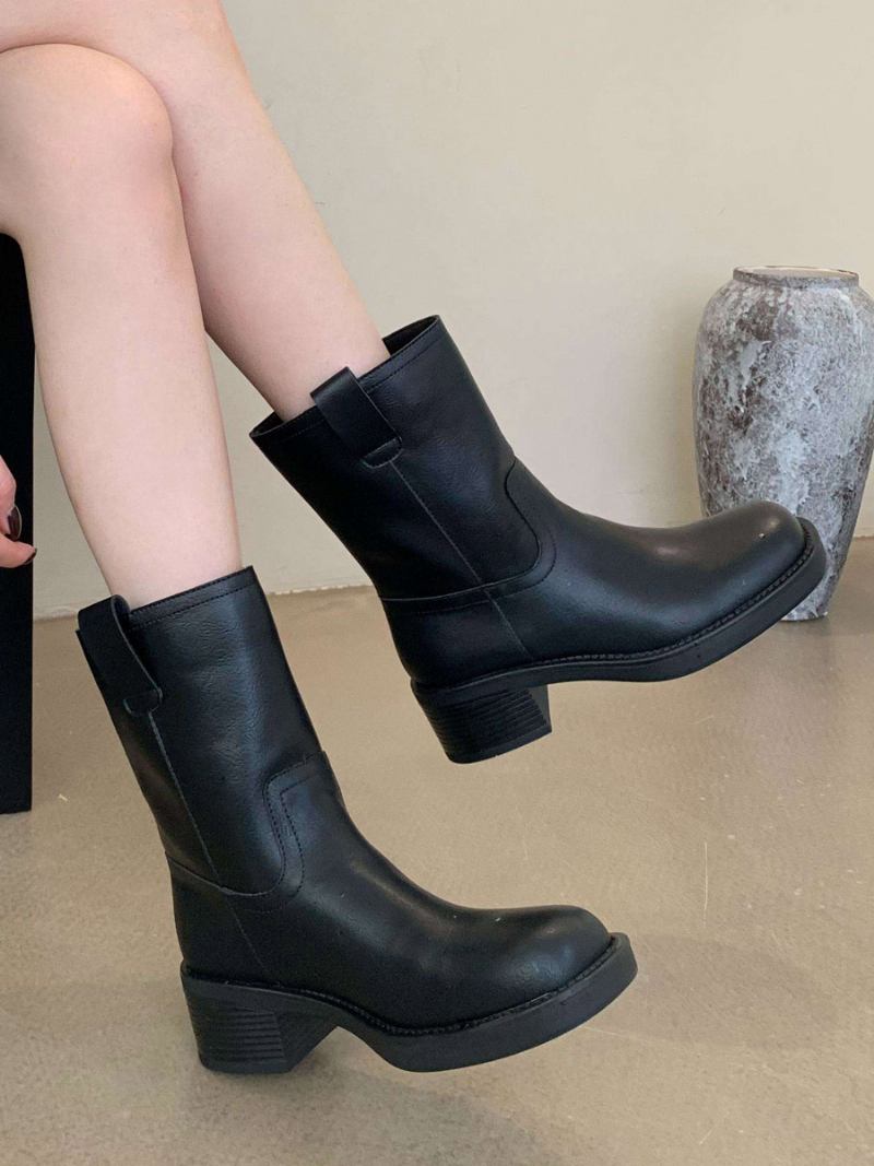 Botas Femininas Couro Pu Com Bico Quadrado E Salto Grosso - Preto