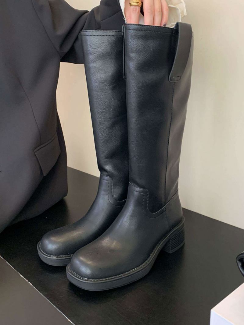 Botas Femininas Couro Pu Com Salto Grosso E Cano Alto - Preto