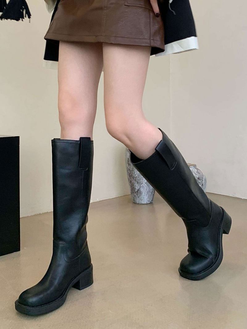 Botas Femininas Couro Pu Com Salto Grosso E Cano Alto - Preto