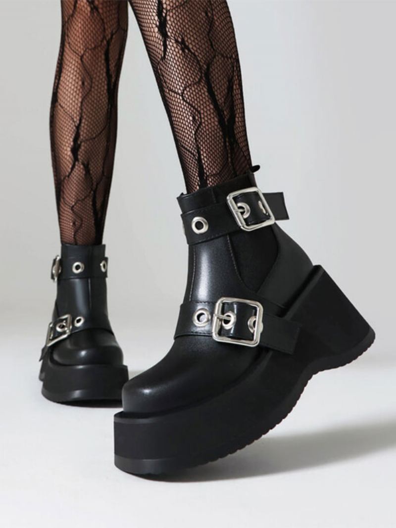 Botas Femininas Pretas Com Bico Redondo E Plataforma Plana - Preto