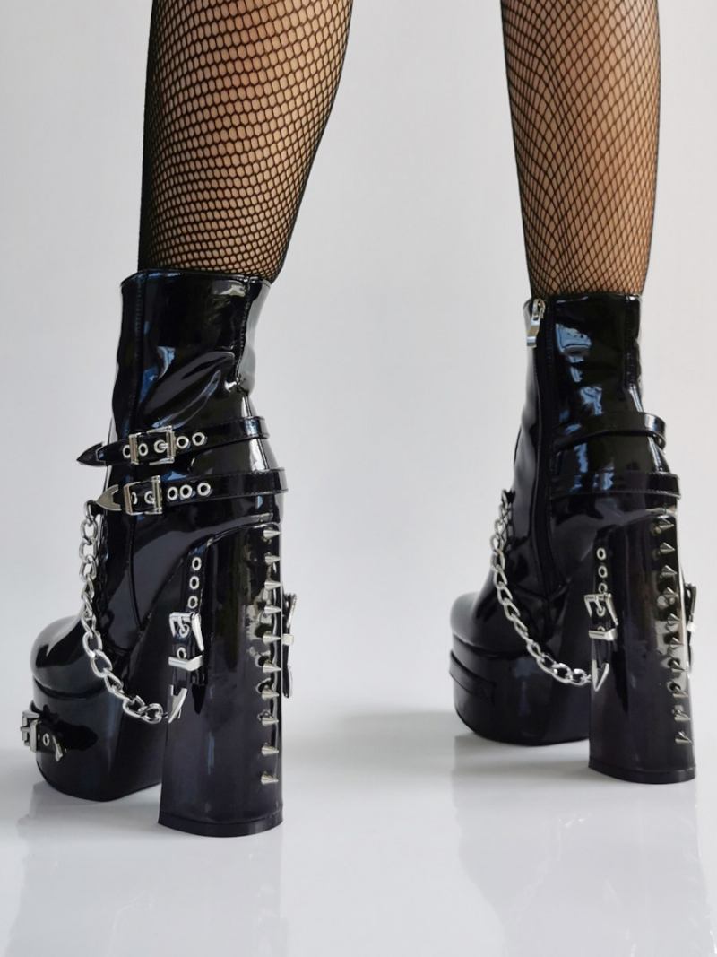 Botas Femininas Pretas Em Pu Com Bico Redondo E Detalhe Metal Punk - Preto