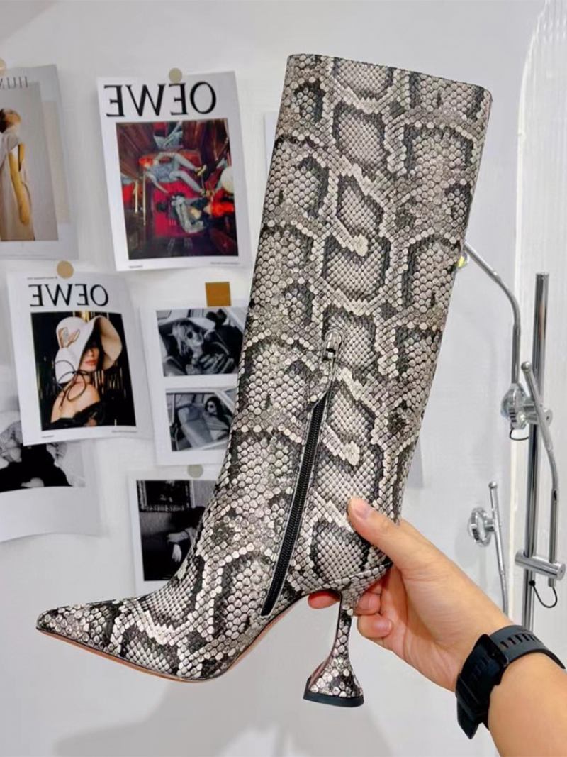 Botas Femininas Salto Alto Cobra Amarela Padrão Médio Com Bico Fino - Cinza Claro