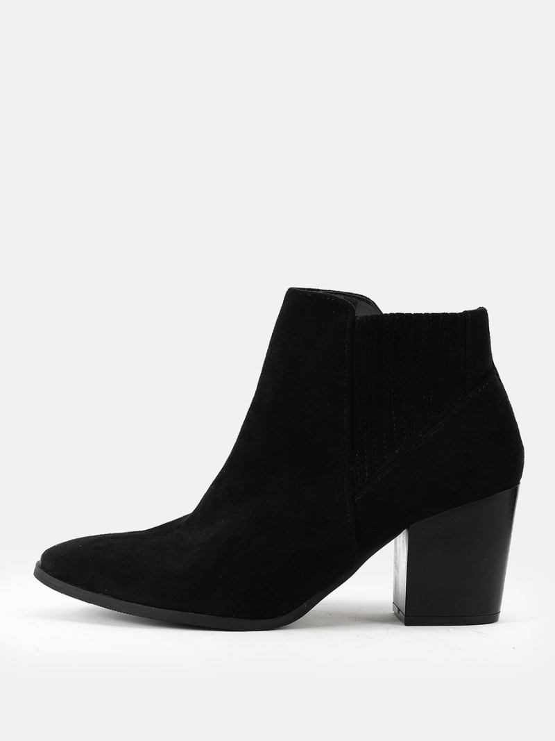 Botas Femininas Salto Grosso E Bico Redondo - Preto