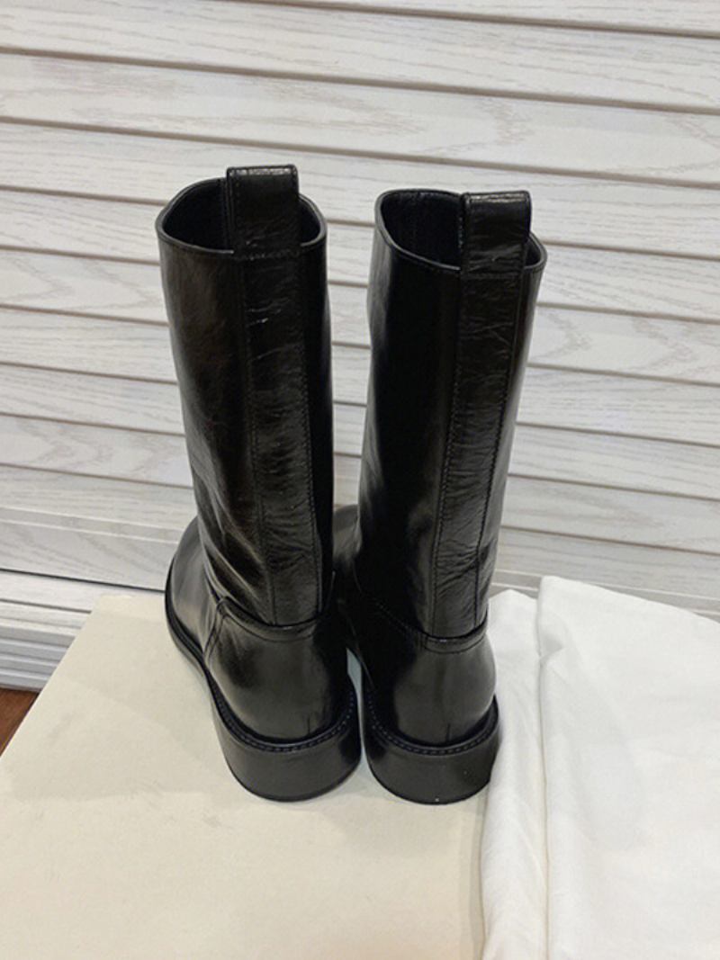 Botins Femininos Pretos Com Bico Redondo E Botas Rasas - Preto